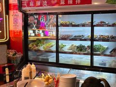 -霸气大叔干锅鸭头·龙虾烧烤·川菜·赛事直播(三里屯店)