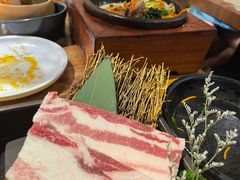-黑牛黑猪烤肉专门店(万象城店)