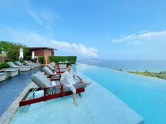 -瑰丽酒店·海吧·天际下午茶·现场DJ·天台酒吧