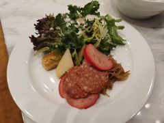 -上海滴水湖皇冠假日酒店