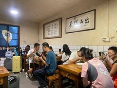 -矮子粉店1985·长沙米粉(湘春路店)