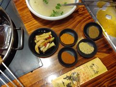-梁山烤肉(榆林行者武松店)