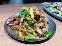 -街角等你.大连海鲜烧烤.经典铁板海鲜串(西安路店)