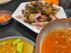 -许哥东北烧烤·铁丳烤串·宫后夹肉(繁花中心店)