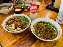 豆奶-肆姐面粉馆(坡子街店)