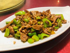 护心肉炒尖椒-夕阳红小吃(中街大悦城店)