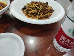 -椒香川流不息川菜馆(二七北路店)