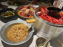 -巴厘龙虾·榜首油焖大虾(音乐学院·沿江酒馆店)