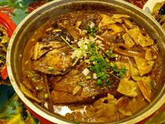 -闯关东东北农家菜(崂山石老人店)