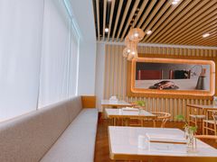 -上海宝宁宝马4S店