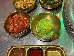 -釜山火炉·海鲜烤肉(紫藤路店)