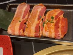 -山川小町·极番烧肉(新地假日广场店)