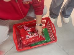 -肥肥虾庄·金牌油焖大虾(汉口城市广场店)