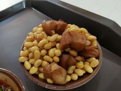 -董哥山城碗碗香(美专校街店)