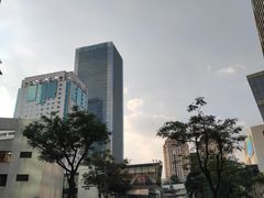-中航城君尚购物中心
