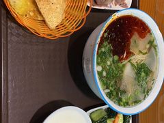 -京穆兰兰州牛肉面·清真(中川机场店)