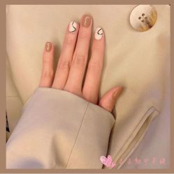 -吉吉靓甲美睫