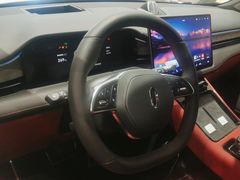 -华为授权体验店(中山公园来福士)