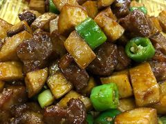 杏鲍菇炒美国牛肉粒-蚝得喜海鲜(东城店)