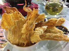 -墨脱石锅椰子鸡•香草鸭•东山羊(大东海店)