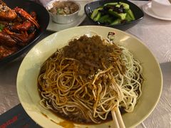 -巴厘龙虾·榜首油焖大虾(洞庭·艺术洋房店)