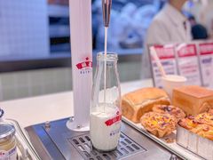 -红星前进面包牛奶公司(君太店)