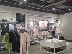 -李宁(大商新玛特店)