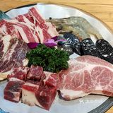 从韩剧里走出来的烤肉店，一口一口炫到饱[调皮]