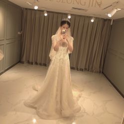 -GRACE KELLY婚纱与礼服(北京店)