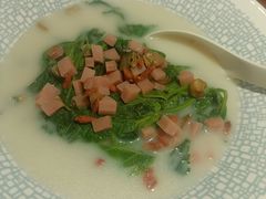 -鱼亨小鲜酸菜鱼(大信店)
