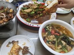 -鲁南仔·滕州炒鸡(经三路店)