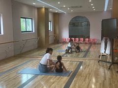 -彼得潘星学院·小模特·小主播