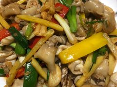 姜葱炒鱼泡-鱼篮仔·潮汕美食(圆明新园店)