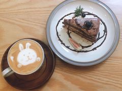 小兔拿铁-懒鱼时光馆(沙坪坝店)