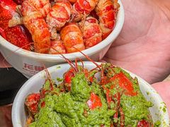 -龙巢盱眙龙虾·牛蛙·烧烤宵夜(八卦岭店)