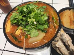 -肥汁米蘭香港米线(长宁来福士店)