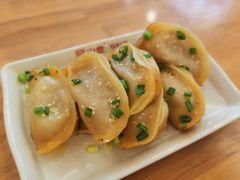 -小姜锅贴(凤凰街店)