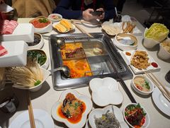 -海底捞火锅鲜切牛肉主题店(长寿路店)