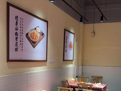 -罗霸蛮老岳阳大排档·鲜货烧烤·土吊子煨砂锅烧菜