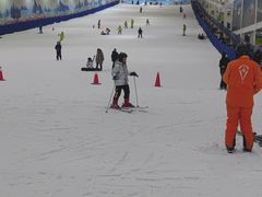 -乔波室内滑雪场
