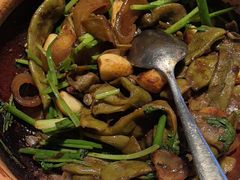 -八府香鸭·啫啫煲(华山路店)