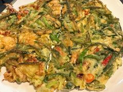 海鲜葱饼-富乐满韩国正宗炸鸡韩国料理(虹泉路店)