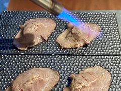 -铭牛烧肉·和牛海鲜自助(高新月牙湖店)