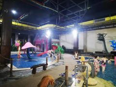 -泉城欧乐堡戏水湾艺术养生温泉