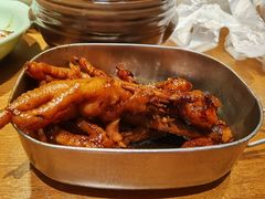 弄堂里的卤鸡爪-弄堂里·寻味杭州(湖滨银泰in77C区店)