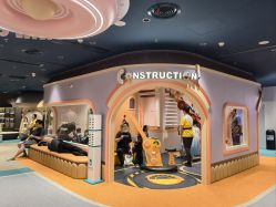 -奈尔宝家庭中心·亲子早教·派对餐厅(北京东坝万达店)