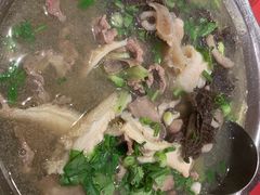 -谢老五跷脚牛肉·非遗传承店