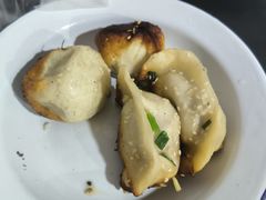 -舒蔡记生煎菜饭(云南中路店)