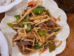 青椒酸笋炒牛肉-南记食粥坊·宵夜大排档(莲花总店)