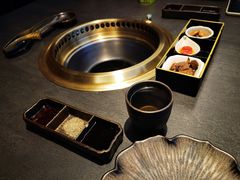 -铭牛烧肉·和牛海鲜自助(高新月牙湖店)